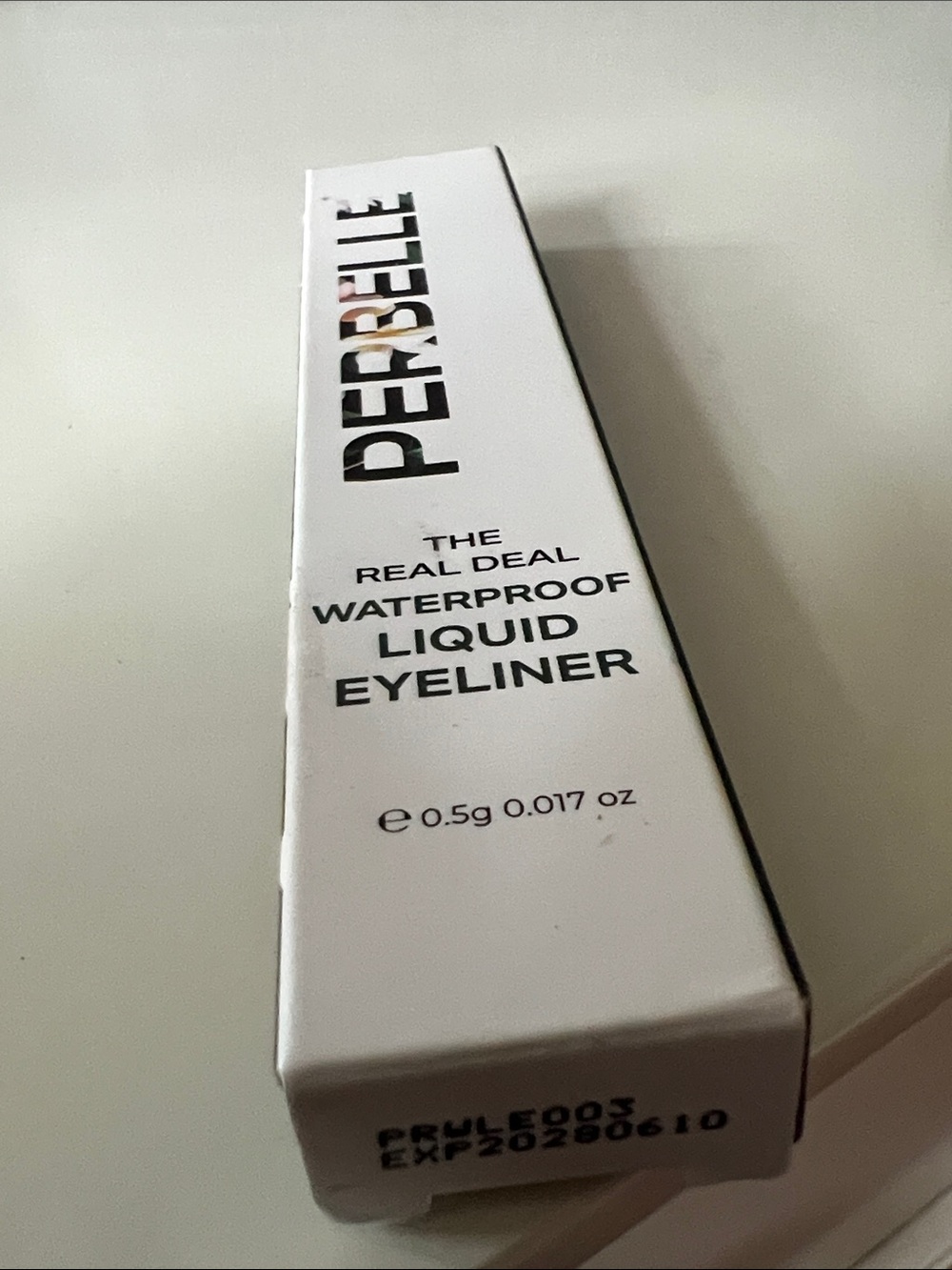 Waterproof Liquid Eyeliner — White Packaging (Black Ink) - Picture 3 of 4